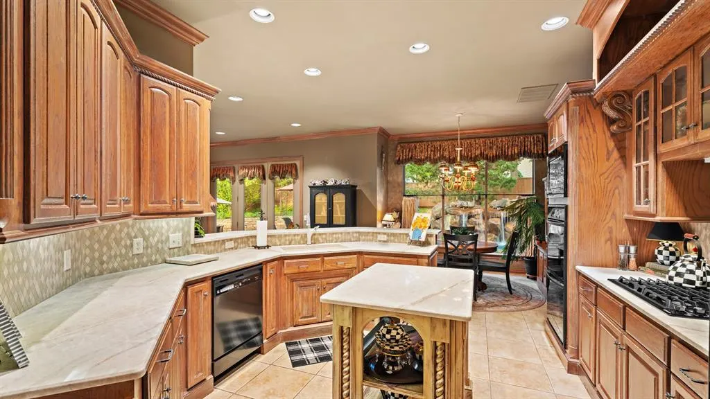 Photo 30 — 3708 Hunters Creek Road, Edmond, OK 73003