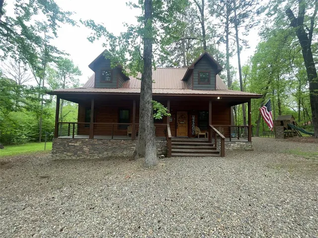 Front exterior — 112 Timber Creek Trail, Broken Bow, OK 74728