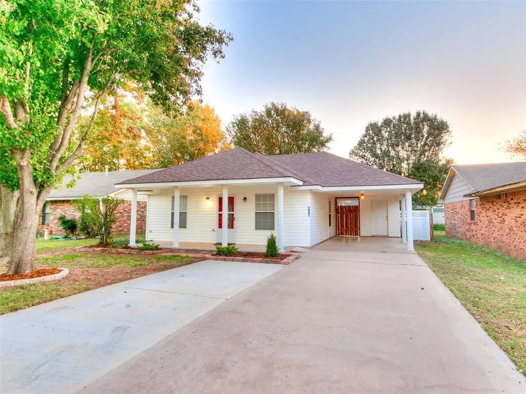 Photo 15 — 606 SE 6th Street, Lexington, OK 73051