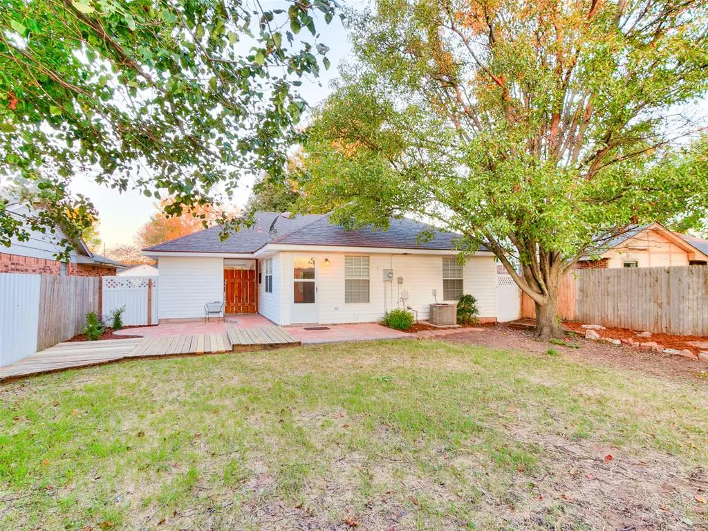 Photo 21 — 606 SE 6th Street, Lexington, OK 73051