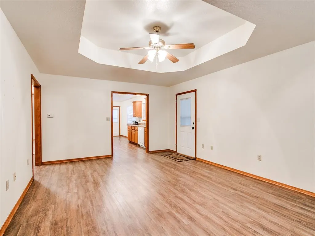 Photo 28 — 606 SE 6th Street, Lexington, OK 73051