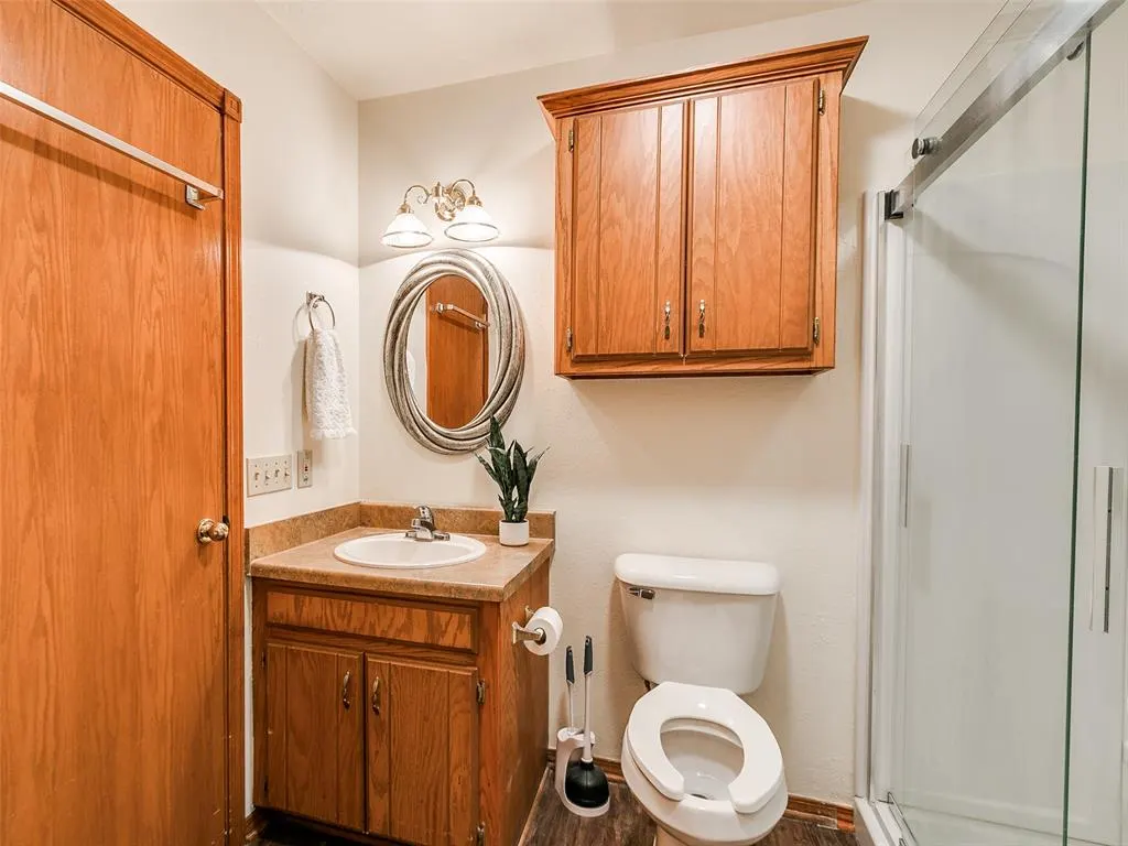 Photo 39 — 606 SE 6th Street, Lexington, OK 73051