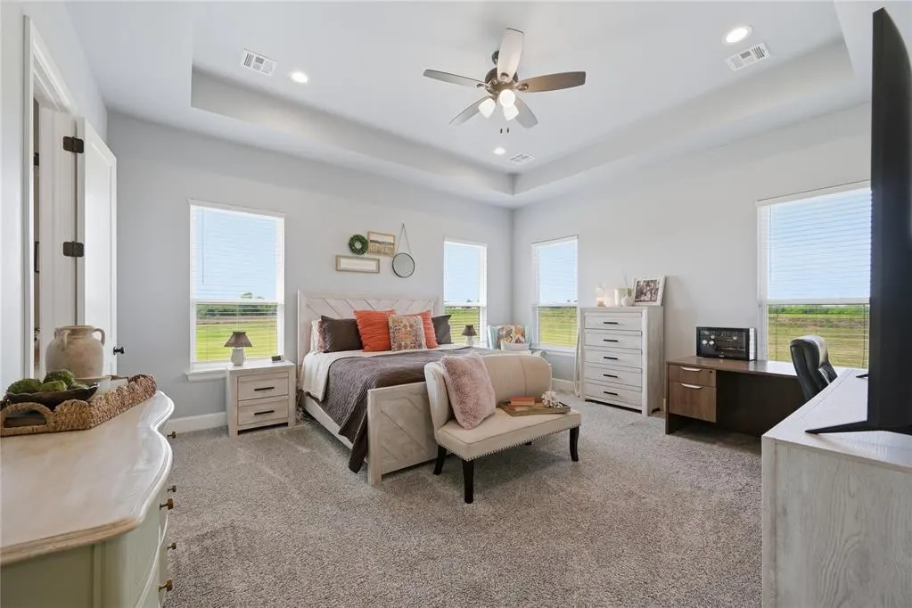 Photo 22 — 579 N Cemetery Road, Tuttle, OK 73089