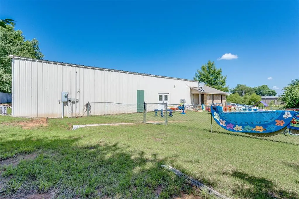 Photo 12 — 102104 NW 16th Street, Newcastle, OK 73065