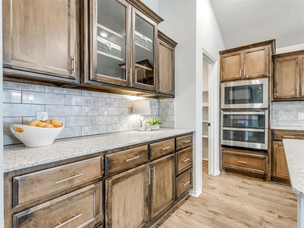 Photo 9 — 18101 Jimenez Drive, Edmond, OK 73012