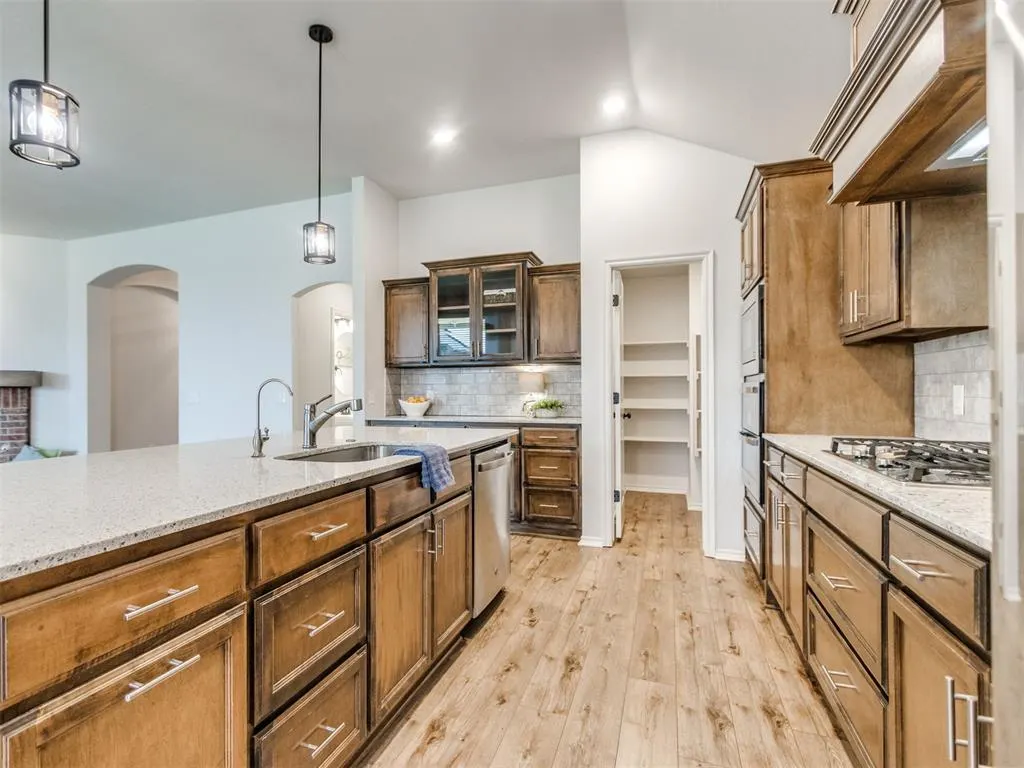Photo 12 — 18101 Jimenez Drive, Edmond, OK 73012
