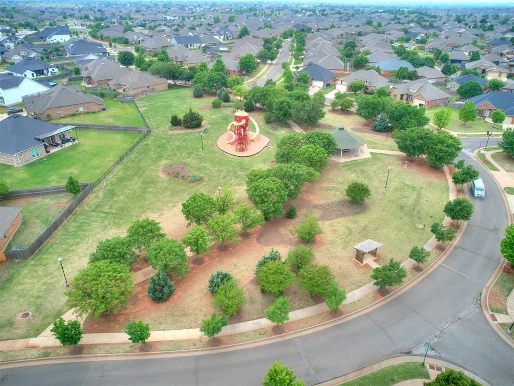 Photo 48 — 18101 Jimenez Drive, Edmond, OK 73012