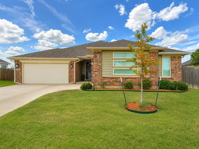 Front exterior — 18101 Jimenez Drive, Edmond, OK 73012