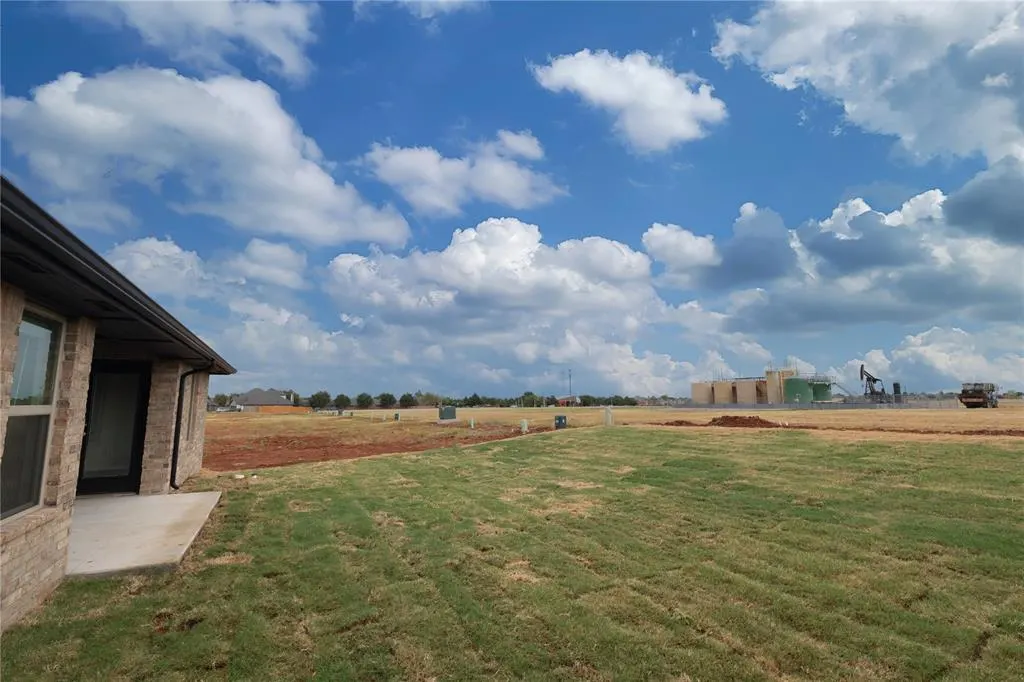 Photo 33 — 2208 NW 170th Street, Edmond, OK 73012