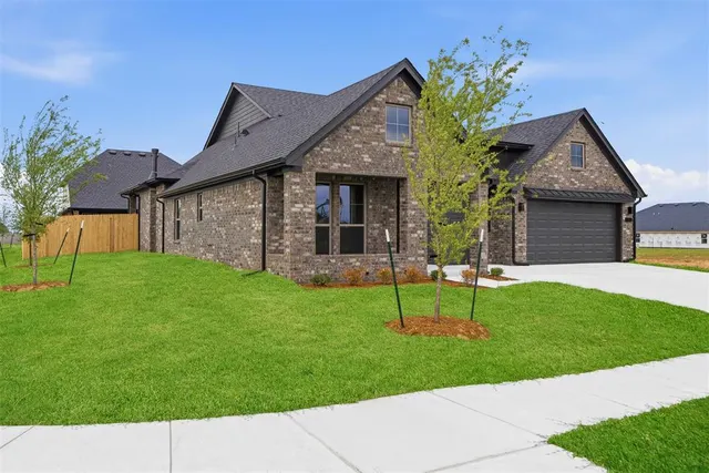 Photo 3 — 1400 SW 159th Street, Moore, OK 73170