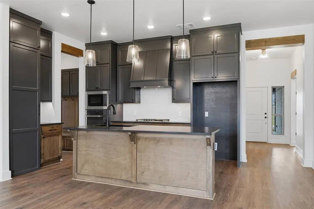 Photo 19 — 1400 SW 159th Street, Moore, OK 73170
