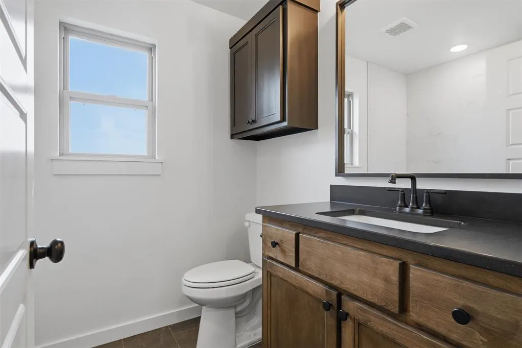 Photo 24 — 1400 SW 159th Street, Moore, OK 73170
