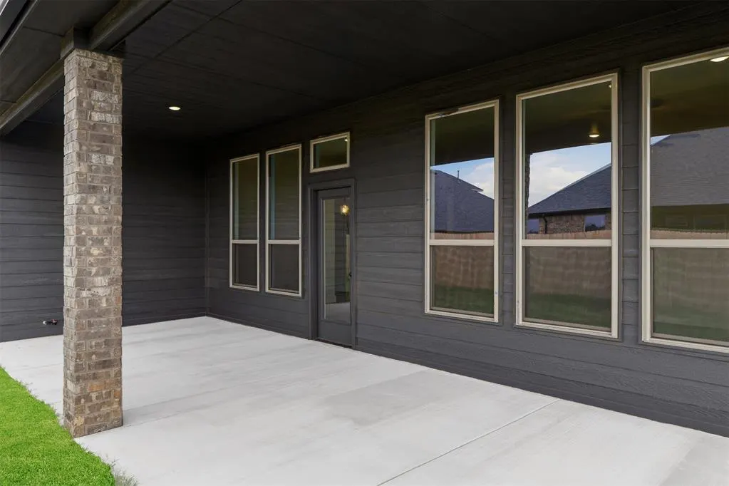 Photo 43 — 1400 SW 159th Street, Moore, OK 73170