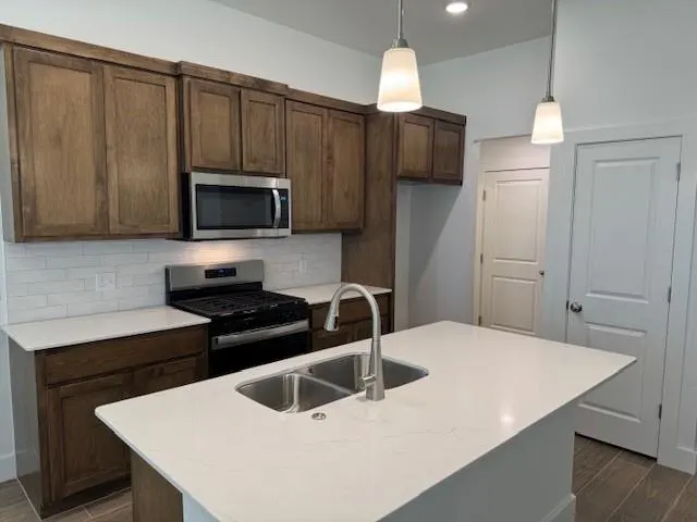 Photo 8 — 15908 Wolf Creek Way, Oklahoma City, OK 73170