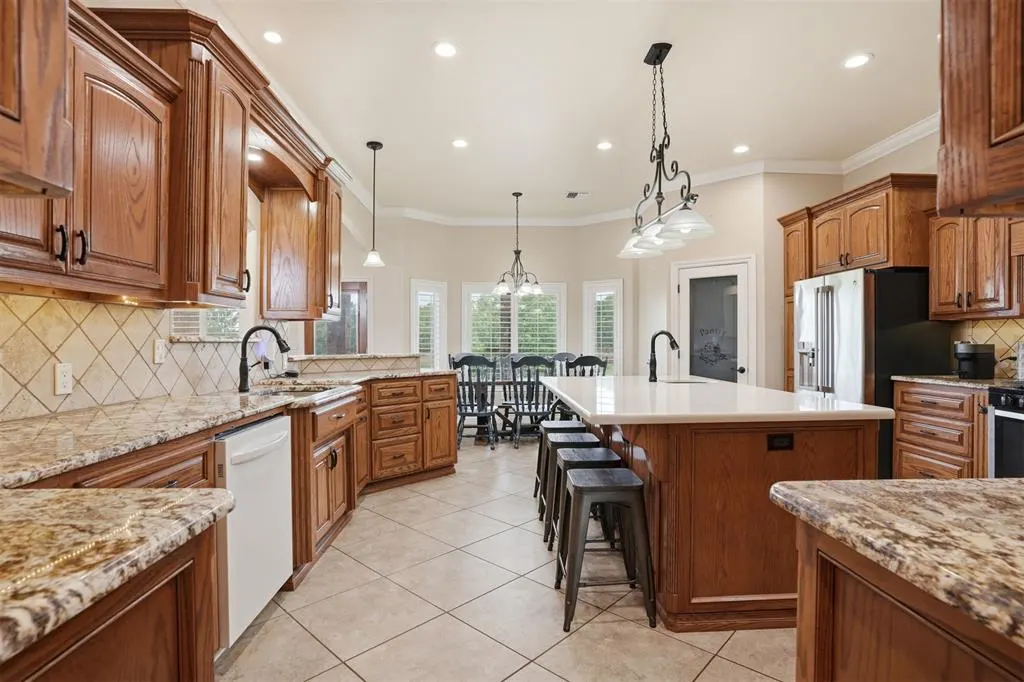 Photo 12 — 15907 S County Road 208, Altus, OK 73521