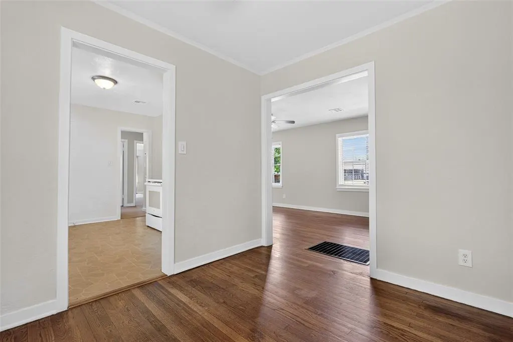 Photo 12 — 3704 N Linn Avenue, Oklahoma City, OK 73112