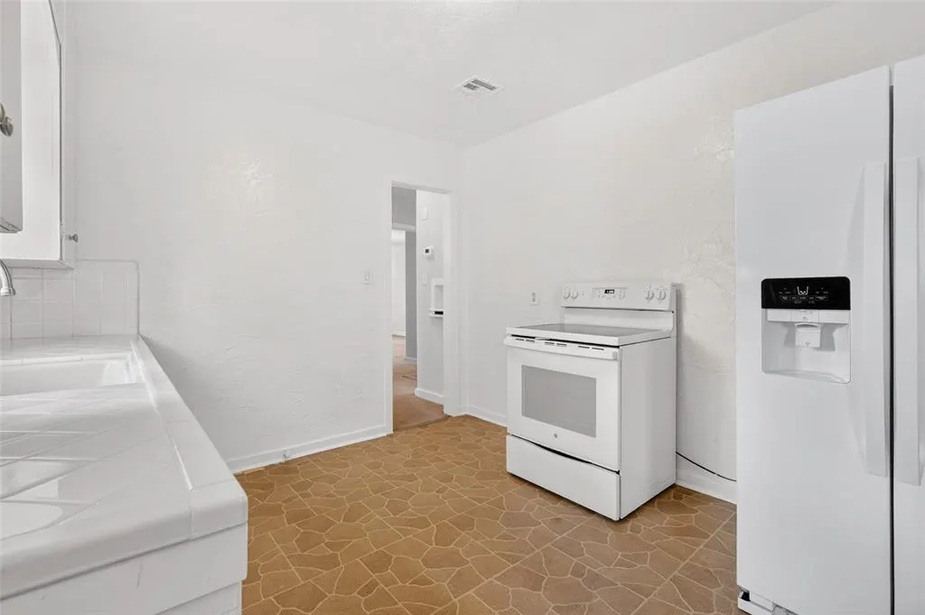 Photo 15 — 3704 N Linn Avenue, Oklahoma City, OK 73112