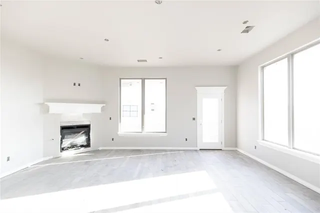 Photo 5 — 9221 NW 119th Street, Yukon, OK 73099
