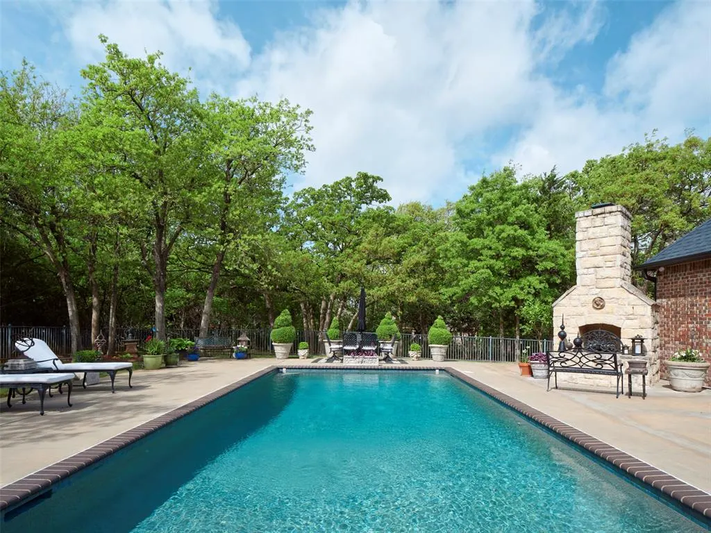 Photo 2 — 1509 Hidden Lake Drive, Edmond, OK 73034