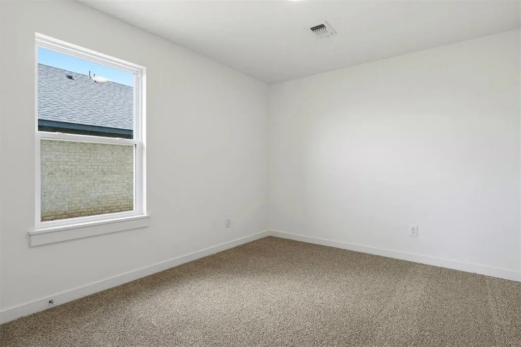 Photo 23 — 440 Compass Drive, Yukon, OK 73099