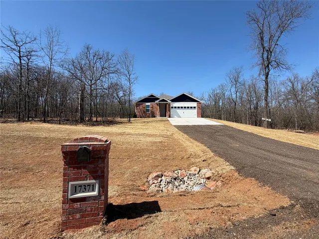 Front exterior — 17371 Lantana Loop, Newalla, OK 74857