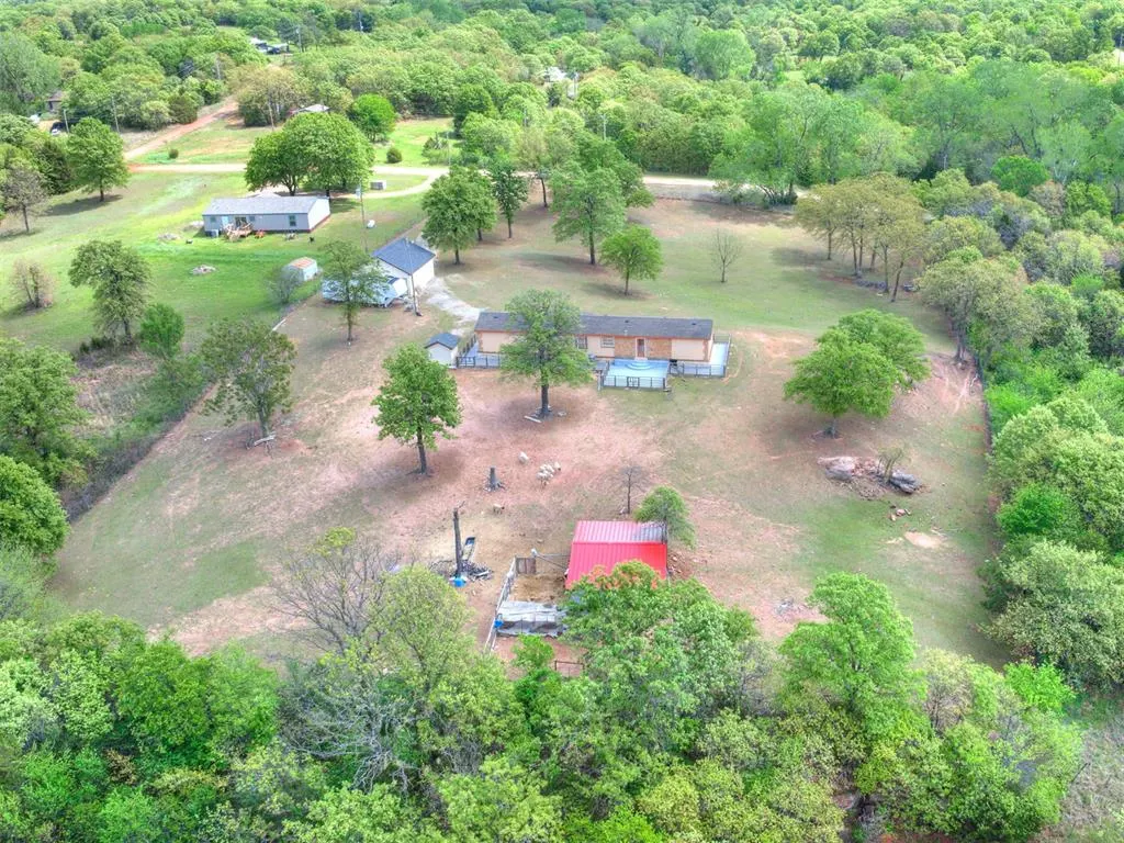 Photo 9 — 20145 Holmes Road, Luther, OK 73054