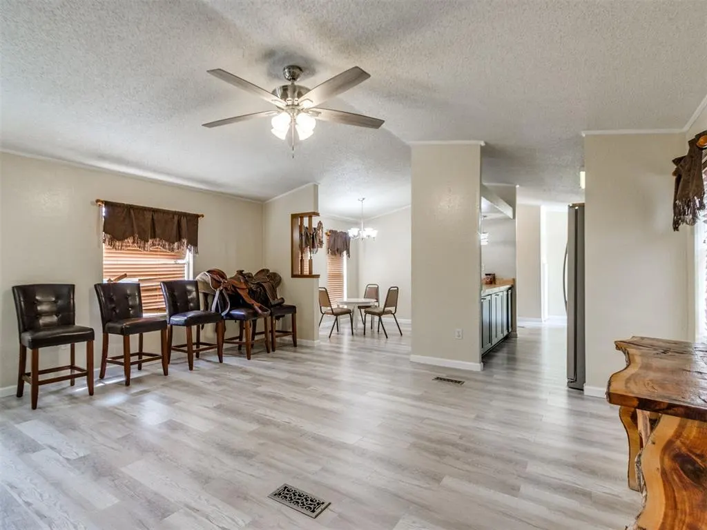 Photo 21 — 20145 Holmes Road, Luther, OK 73054