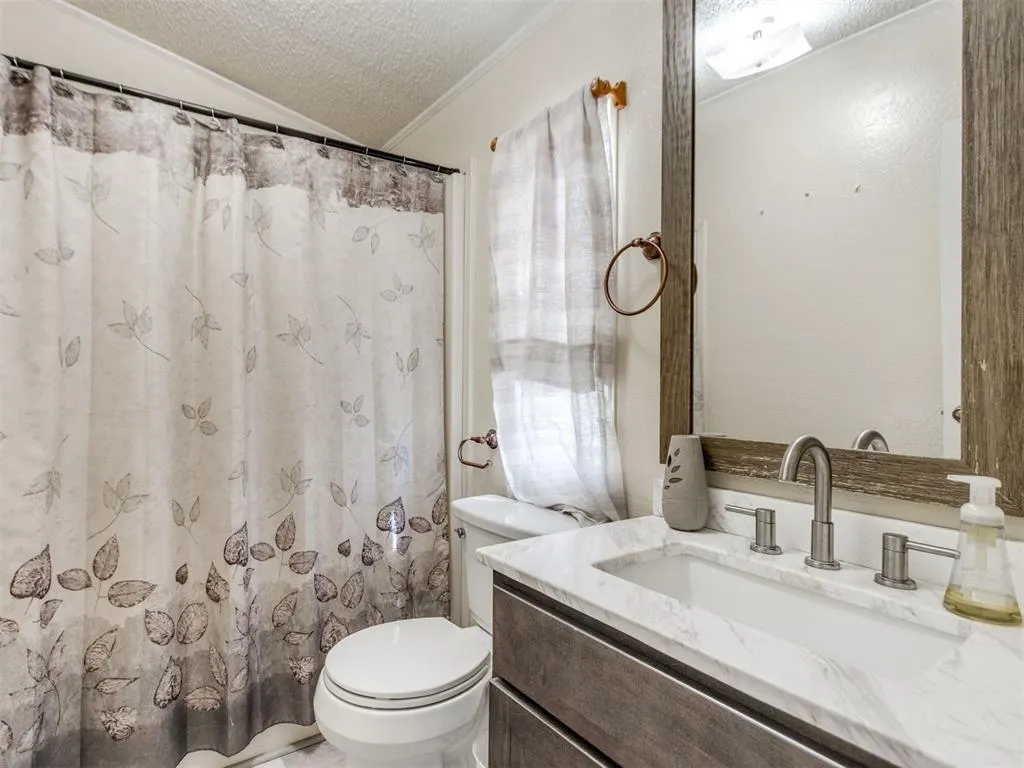 Photo 23 — 20145 Holmes Road, Luther, OK 73054