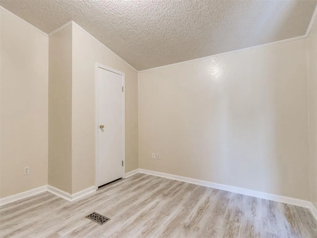 Photo 27 — 20145 Holmes Road, Luther, OK 73054