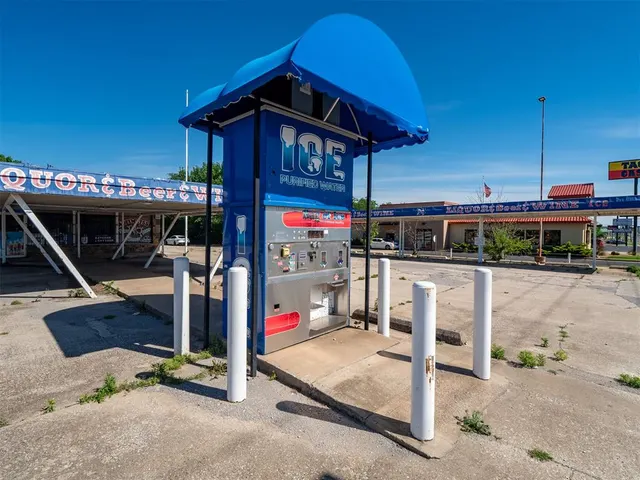 Photo 4 — 400 S Air Depot Boulevard, Midwest City, OK 73110