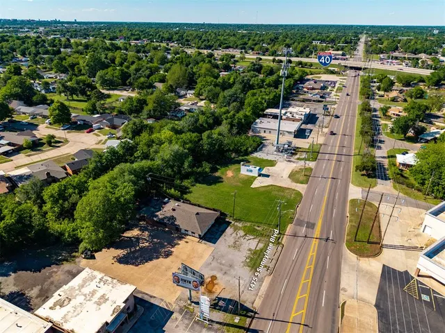 Photo 3 — 1475 S Sunnylane Road, Del City, OK 73115