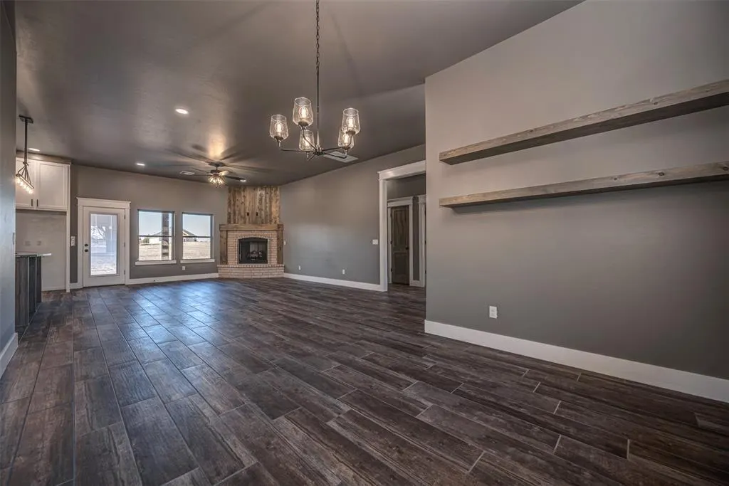 Photo 8 — 1110 County Street 2958, Tuttle, OK 73089