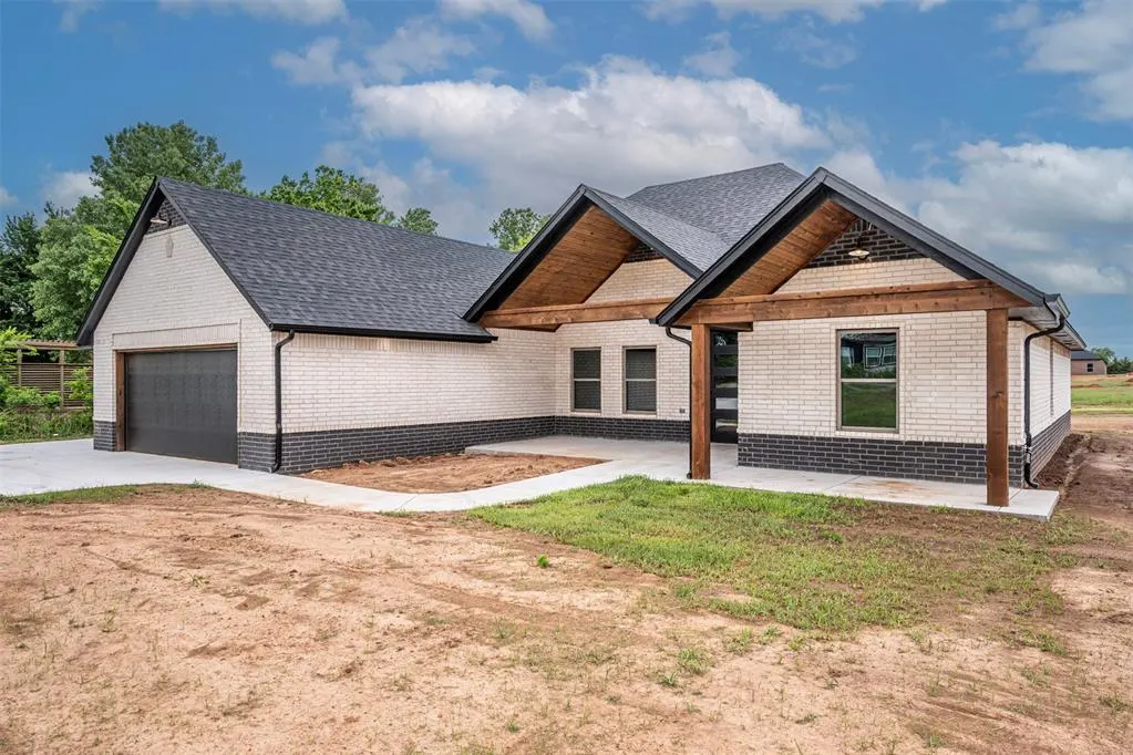 Photo 3 — 1110 County Street 2958, Tuttle, OK 73089