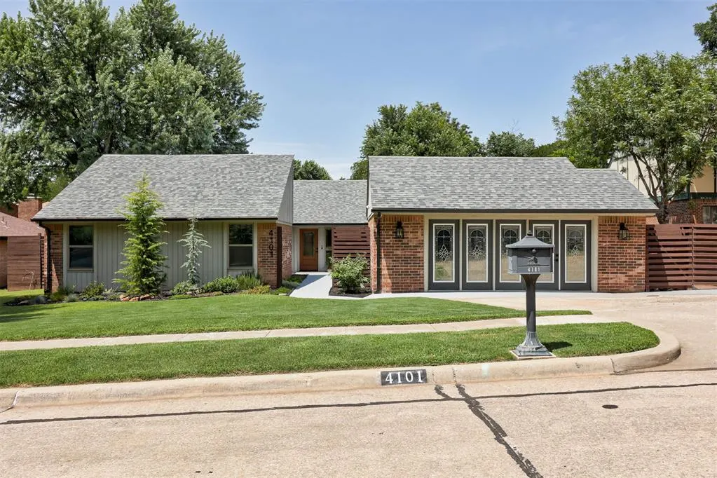 Photo 2 — 4101 Hughes Circle, Norman, OK 73072