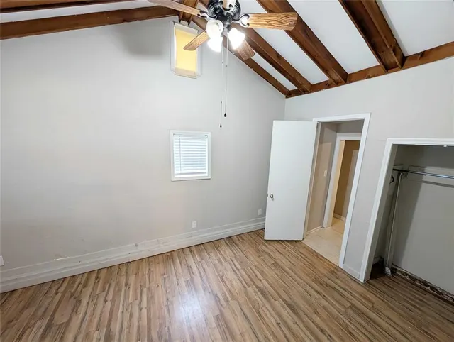 Photo 8 — 217 E Douglas Drive, Midwest City, OK 73110