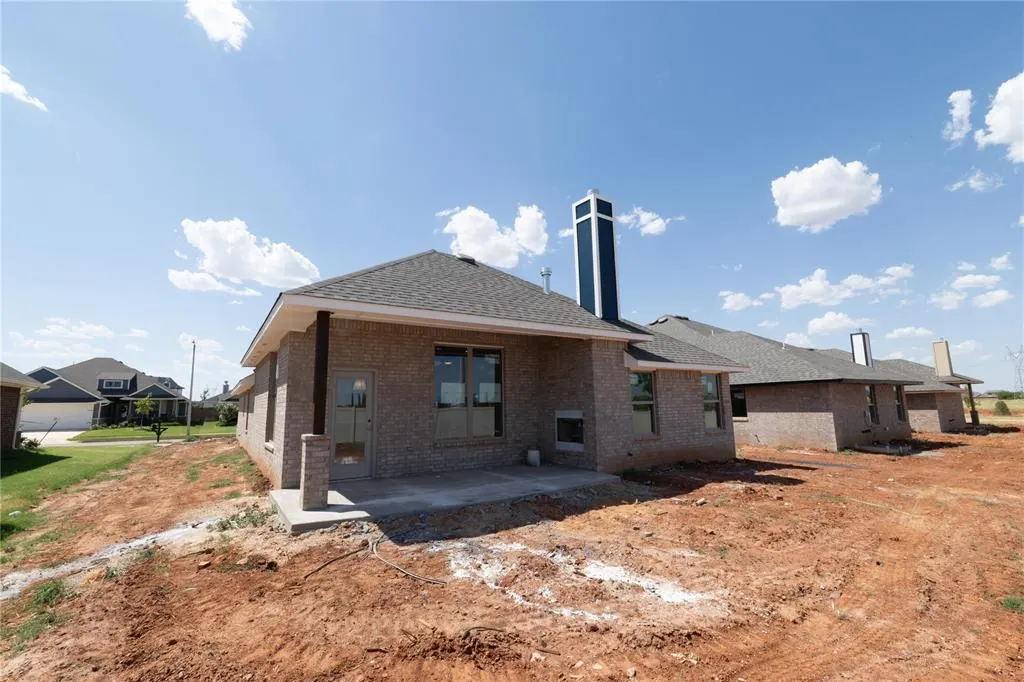 Photo 25 — 15400 Bedford Road, Edmond, OK 73013