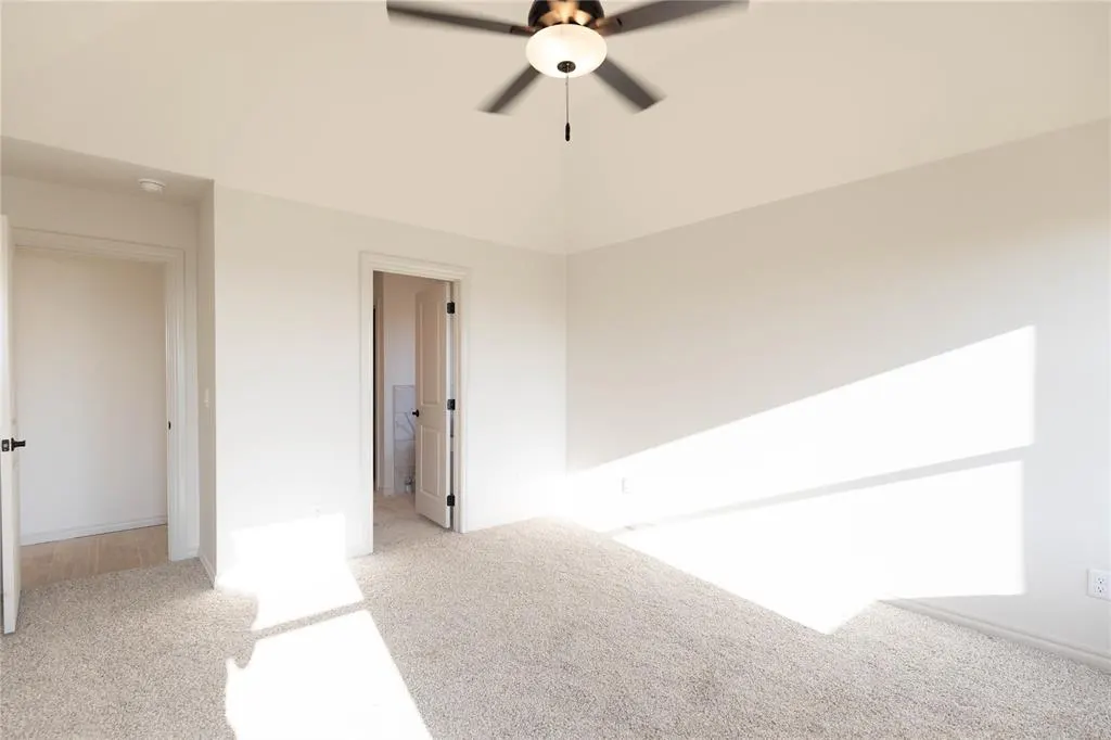 Photo 10 — 15400 Bedford Road, Edmond, OK 73013