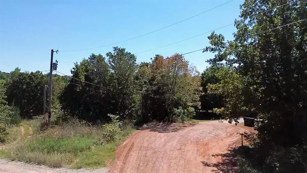 Photo 6 — 7801 142nd Street, Noble, OK 73068