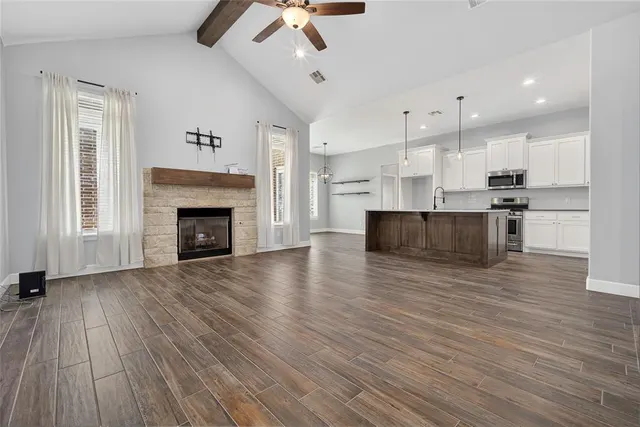 Photo 6 — 404 Clearview Drive, Washington, OK 73093