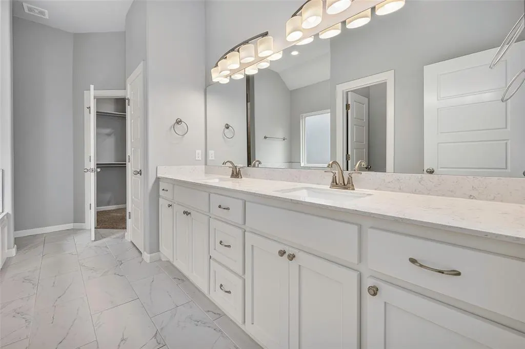 Photo 26 — 404 Clearview Drive, Washington, OK 73093