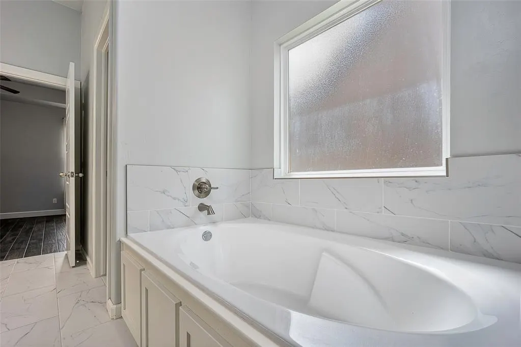 Photo 27 — 404 Clearview Drive, Washington, OK 73093