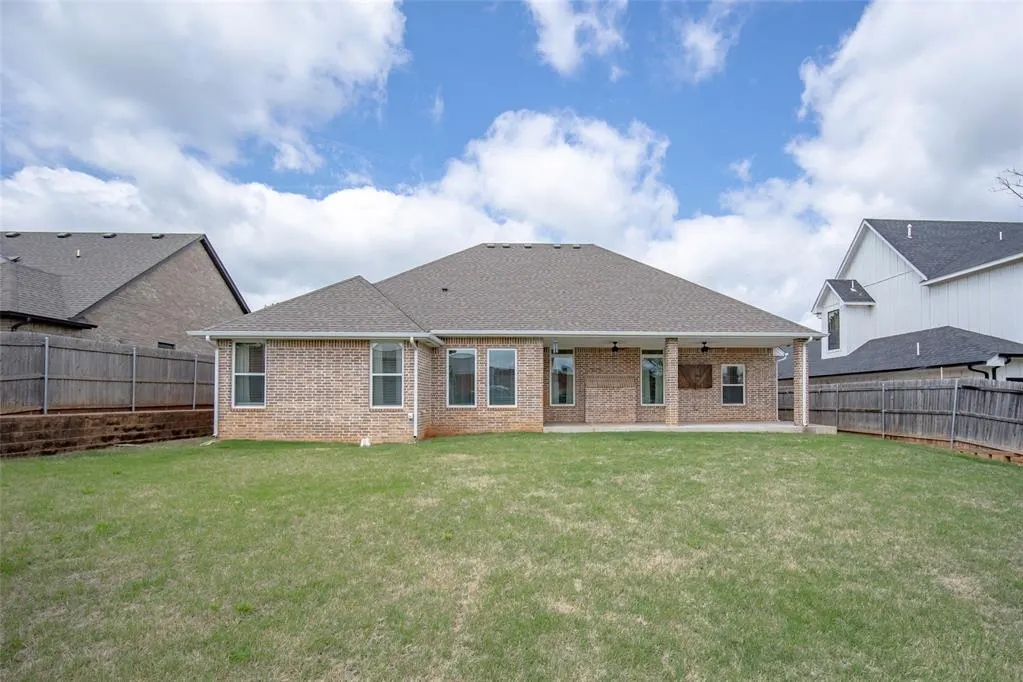 Photo 33 — 404 Clearview Drive, Washington, OK 73093