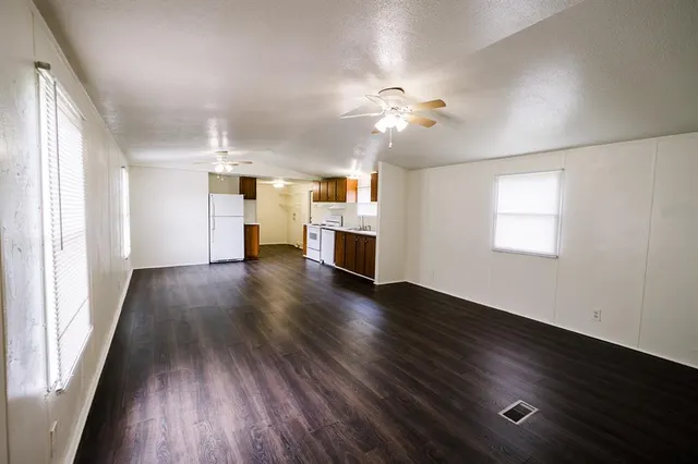 Photo 3 — 7500 144th Street, Noble, OK 73068