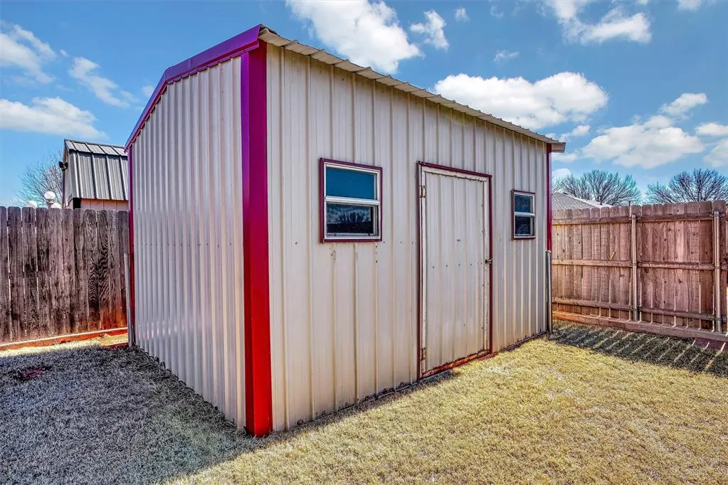 Photo 13 — 152 Calhoon Street, Elk City, OK 73644