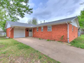 Sold home at 937 NW 19th Street
