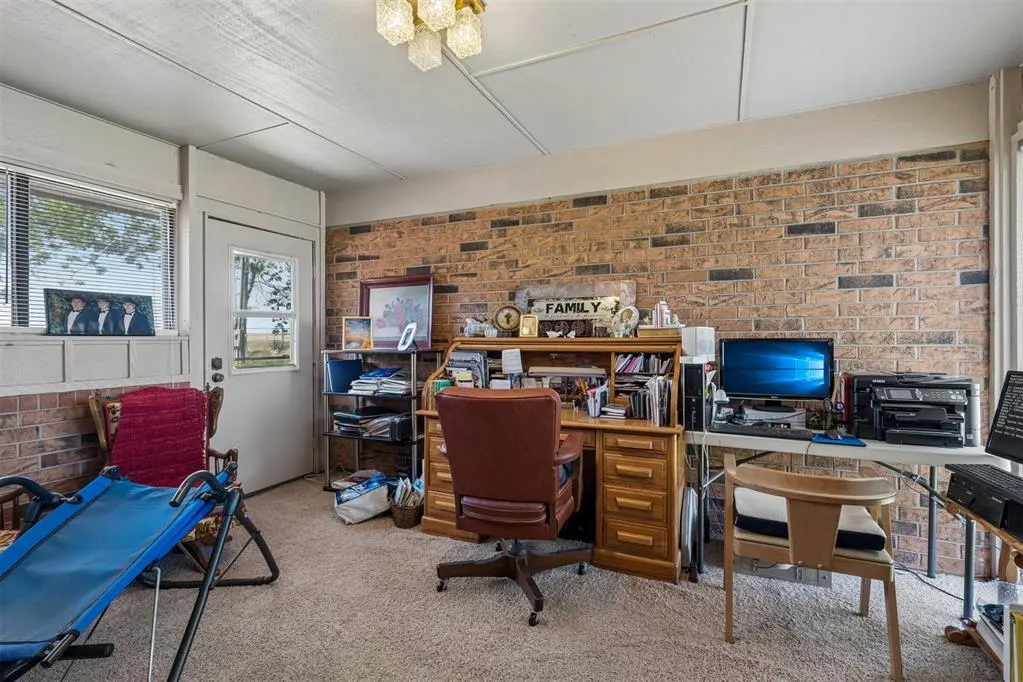 Photo 28 — 21749 E 1150 Road, Foss, OK 73647