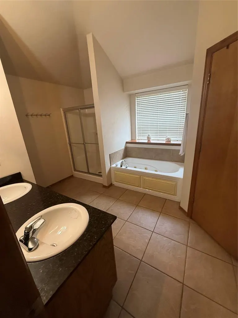 Photo 22 — 1800 Meadow Run Drive, Moore, OK 73160