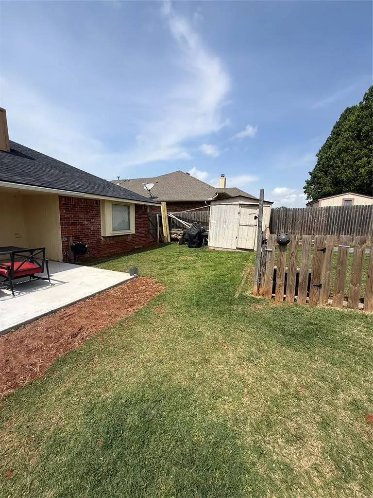 Photo 41 — 1800 Meadow Run Drive, Moore, OK 73160
