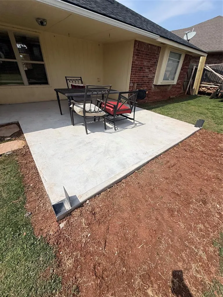 Photo 42 — 1800 Meadow Run Drive, Moore, OK 73160