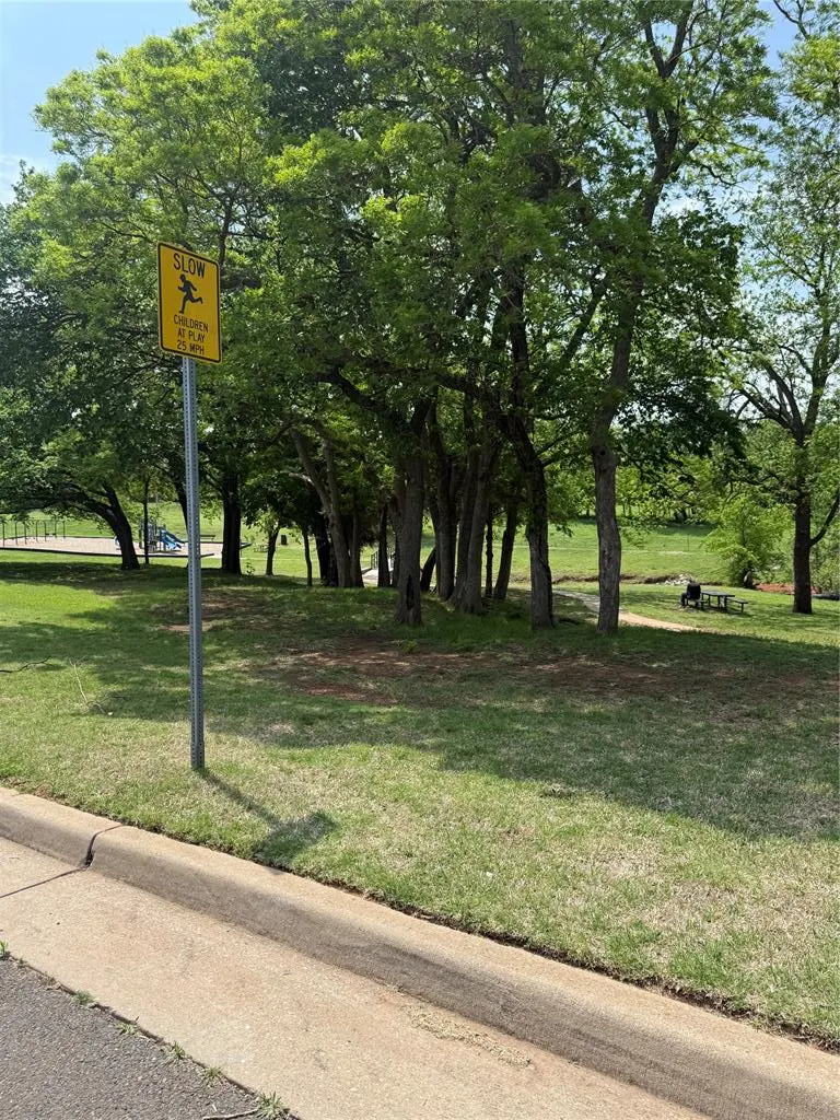 Photo 45 — 1800 Meadow Run Drive, Moore, OK 73160